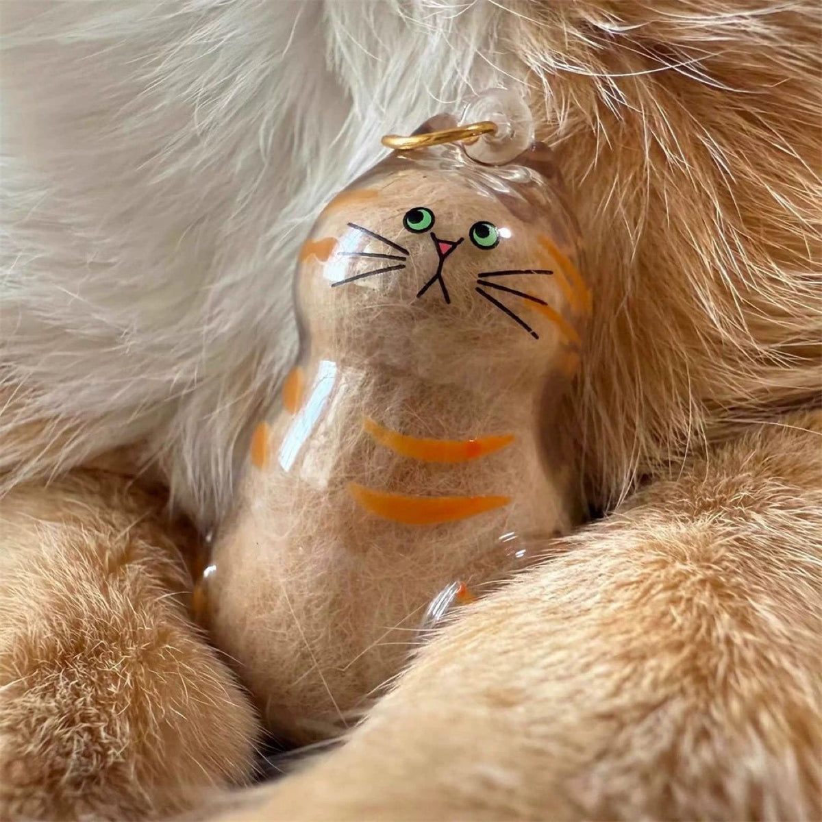 Llavero cápsula para guardar pelo de tu gato | GATOKOOL