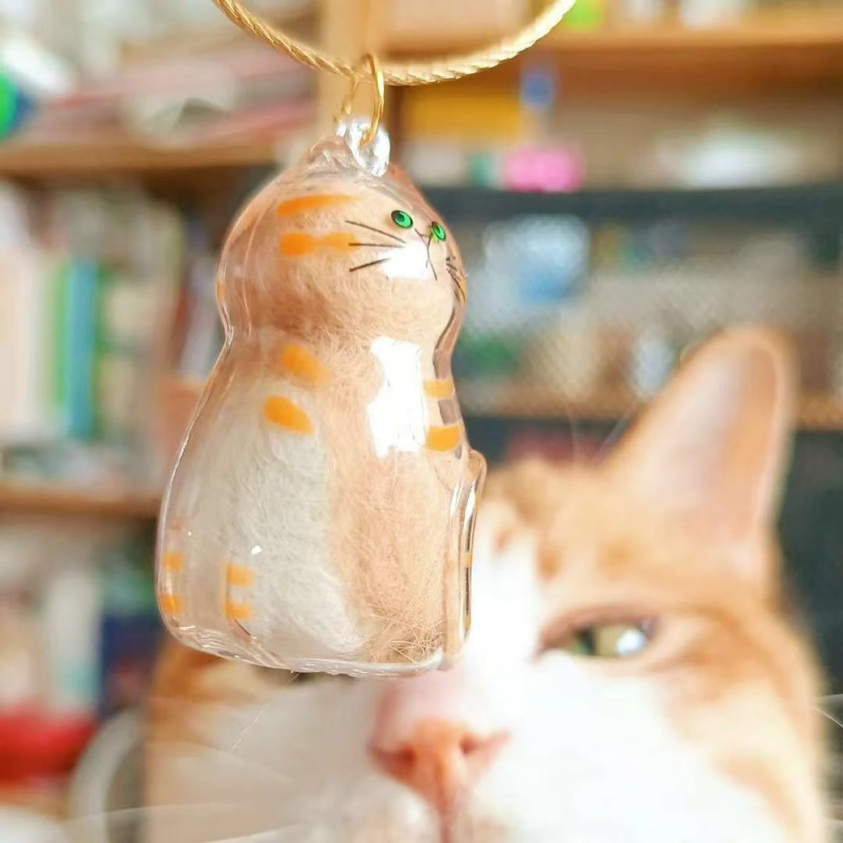 Llavero cápsula para guardar pelo de tu gato | GATOKOOL